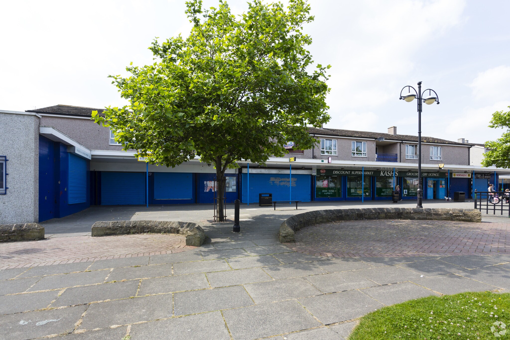 2 The Parade, Bradford for sale Primary Photo- Image 1 of 1