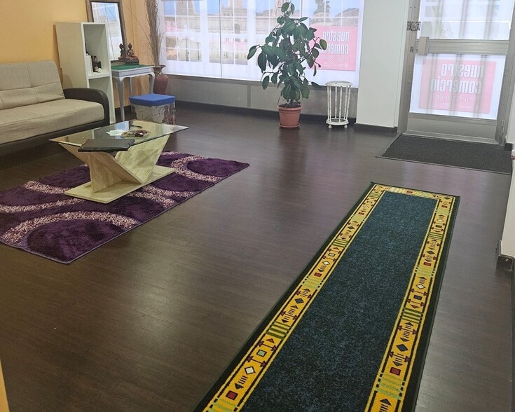 Rúa Jerónimo Vázquez, 4, A Coruña, La Coruna for sale - Lobby - Image 2 of 14