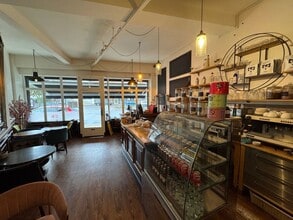 5 Main Para, Chorleywood to rent Interior Photo- Image 2 of 4