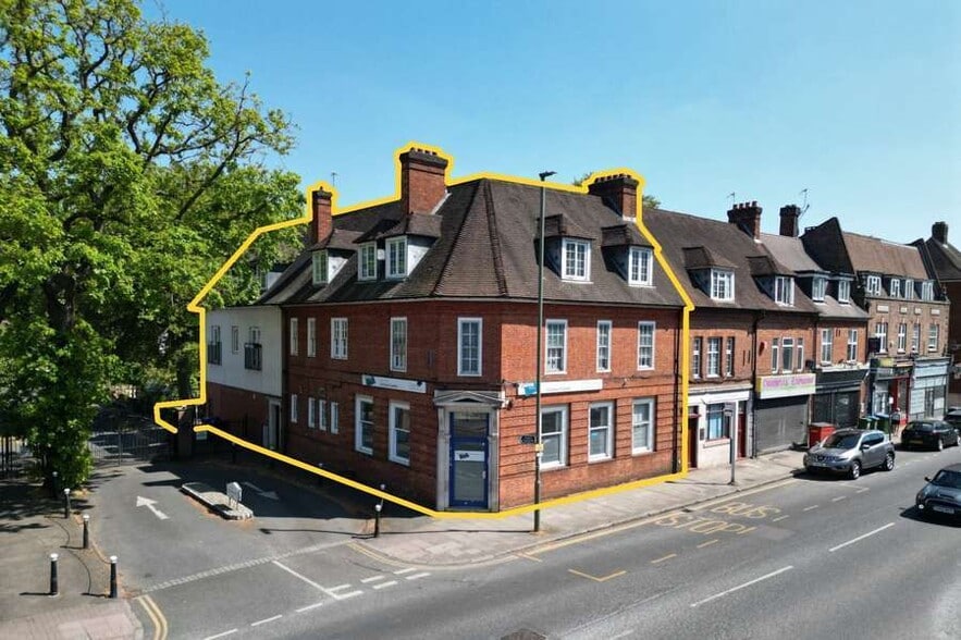 111 Queens Rd, Weybridge for sale - Building Photo - Image 3 of 3