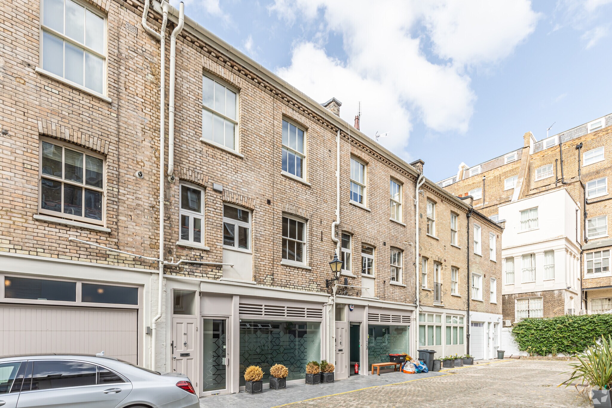 29-30 Elvaston Mews, London for sale Primary Photo- Image 1 of 1