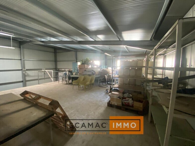 Industrial in Gémenos to rent - Interior Photo - Image 1 of 4