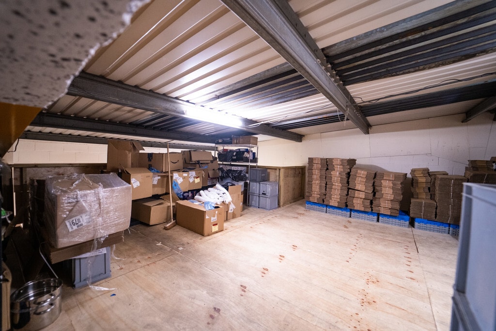 Bridge Rd, Southall, MDS UB2 4AY - Unit Ground -  - Interior Photo - Image 1 of 13