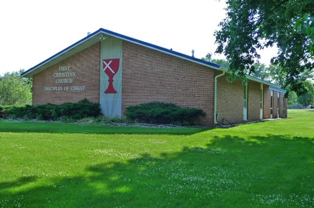 807 S Main St, Charles City, IA for sale - Building Photo - Image 1 of 1