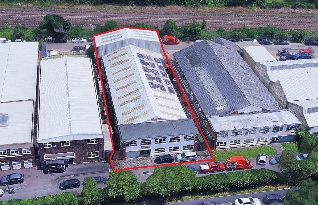 150 Great North Rd, Hatfield for sale Building Photo- Image 1 of 1