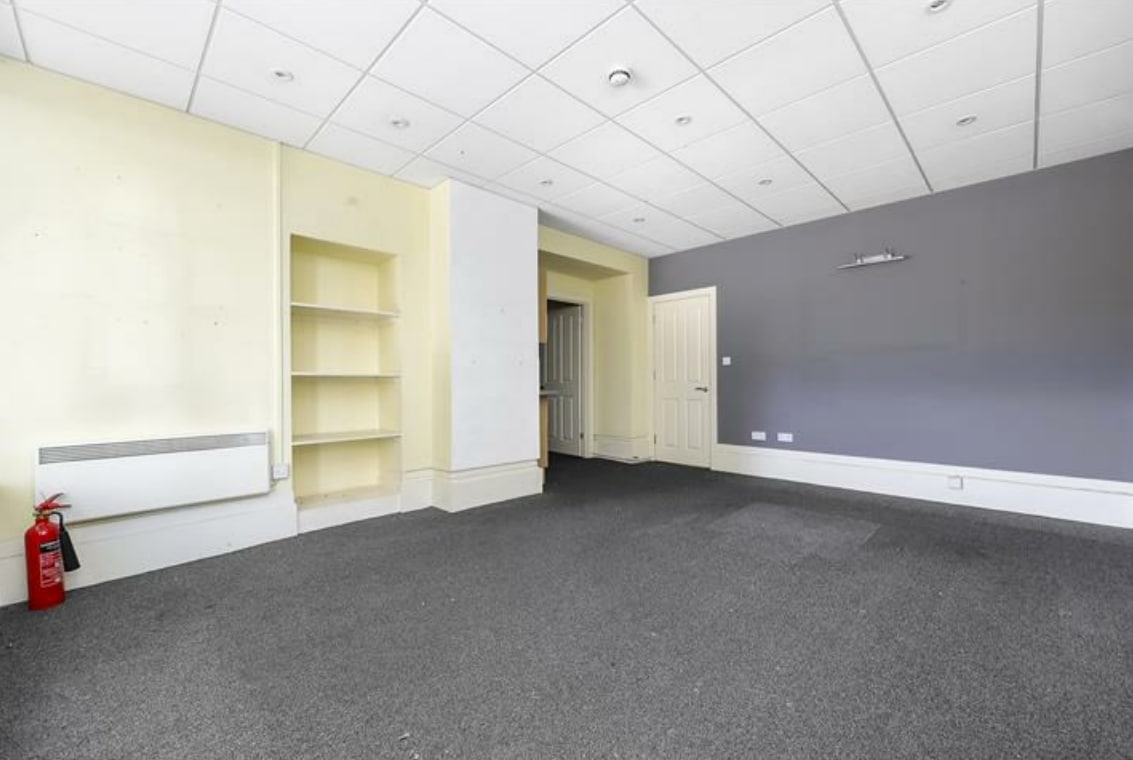 29-39 Rosebery Av, London to rent Interior Photo- Image 1 of 11