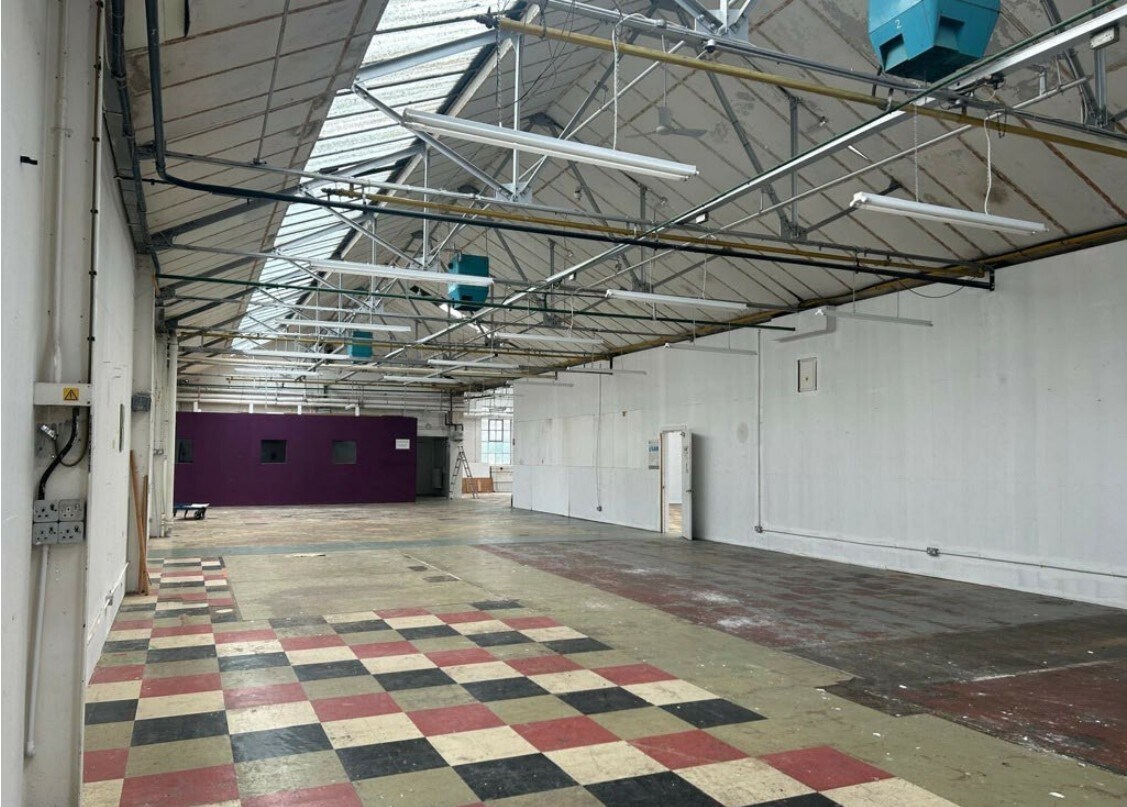 Eastern Av, Dunstable, BDF LU5 4JY - Unit 1 - - Interior Photo - Image 2 of 2