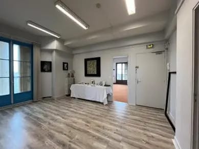 Vente Bureaux 144 m² - Photo 1