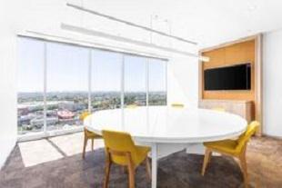 22 Place De La Gare, Brunoy to rent - Interior Photo - Image 3 of 26