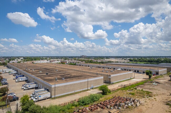 More details for 1930-1998 Afton St, Houston, TX - Industrial to Rent