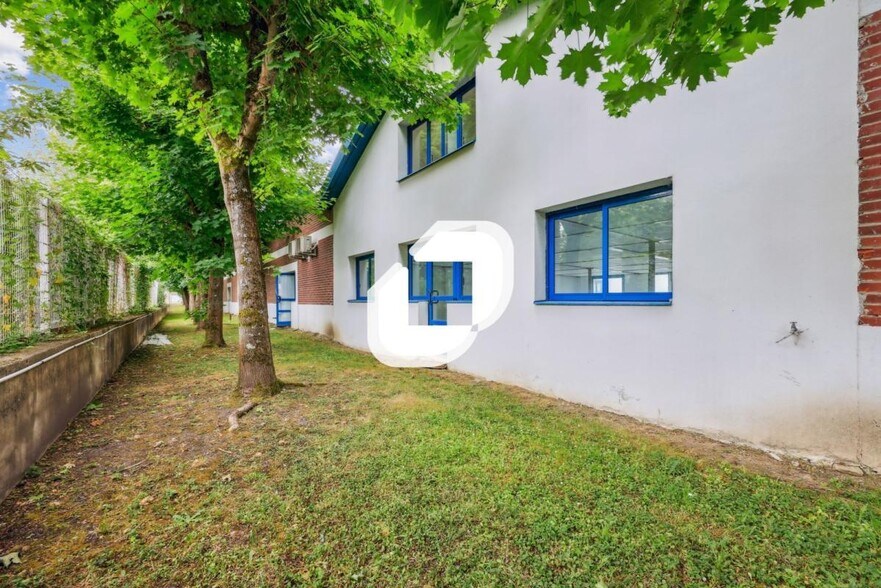 Light Industrial in Choisy-le-Roi to rent - Building Photo - Image 3 of 18