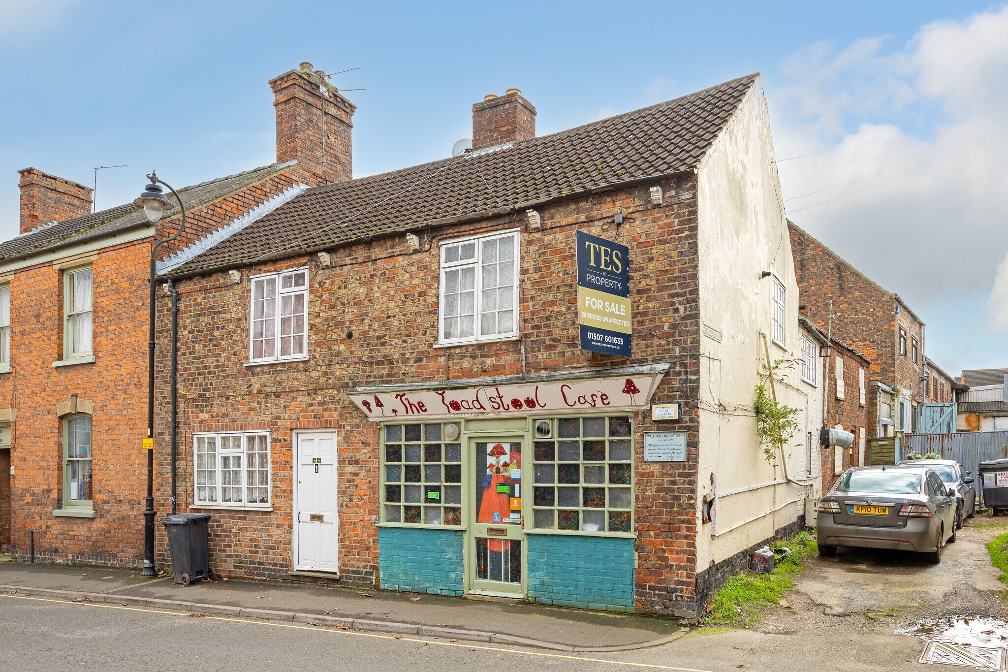 54-56 Queen St, Louth for sale Primary Photo- Image 1 of 3