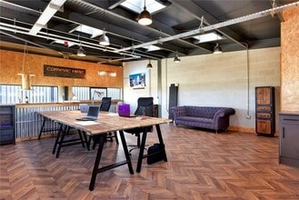 Enterprise Vlg, Melton Mowbray to rent Interior Photo- Image 1 of 4