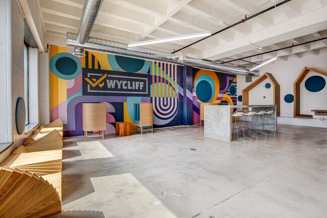 More details for 2327 Wycliff St, Saint Paul, MN - Industrial to Rent