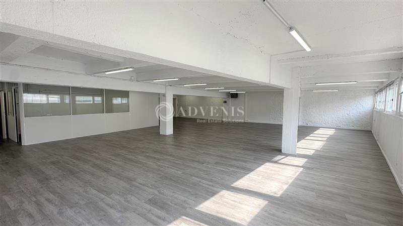 Office in Montreuil to rent Interior Photo- Image 1 of 7