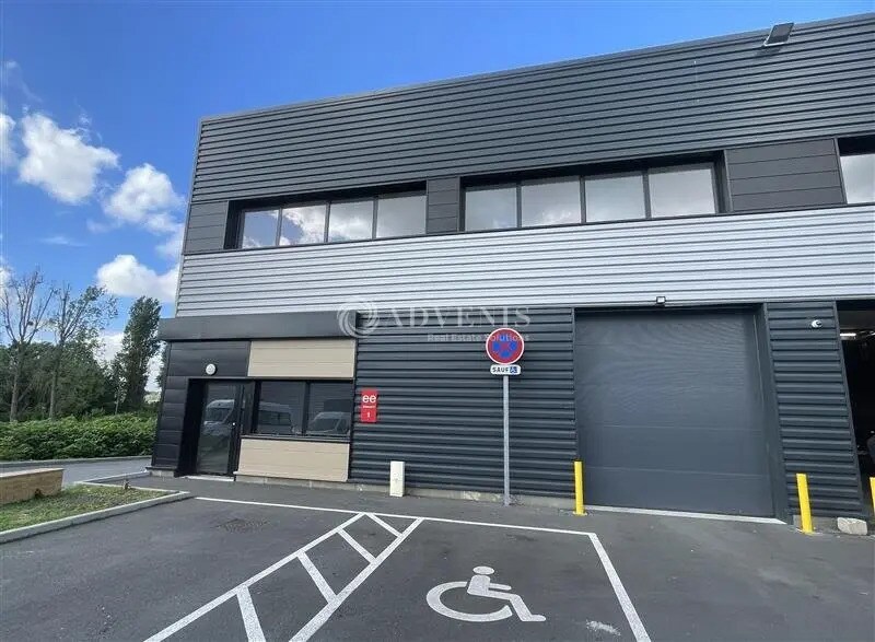 Light Industrial in Aulnay-sous-Bois to rent Building Photo- Image 1 of 9