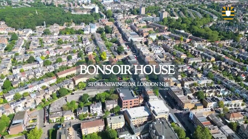 3 Victorian Grv, London to rent - Commercial Listing Video - Image 2 of 26