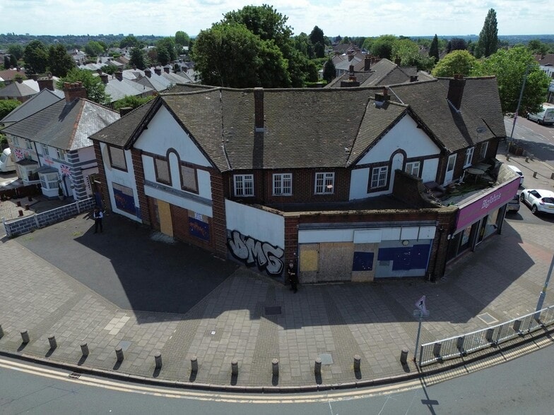1 Warren Farm Rd, Birmingham to rent - Building Photo - Image 2 of 2