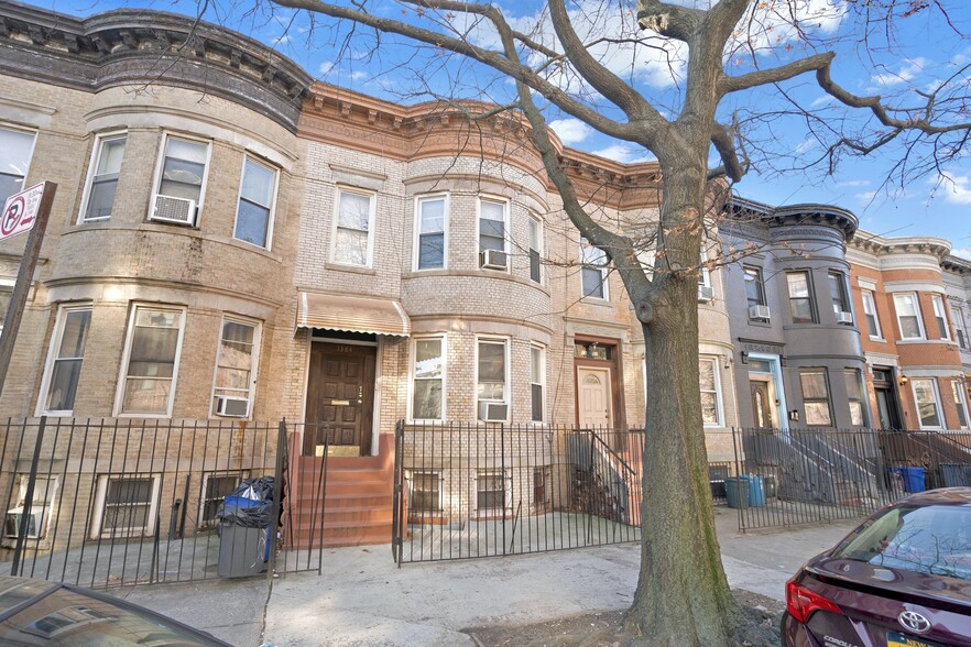 1384 Sterling Pl, Brooklyn, NY for sale - Primary Photo - Image 1 of 1