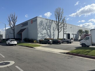 More details for 5900-5990 Boxford Ave, Commerce, CA - Industrial for Rent