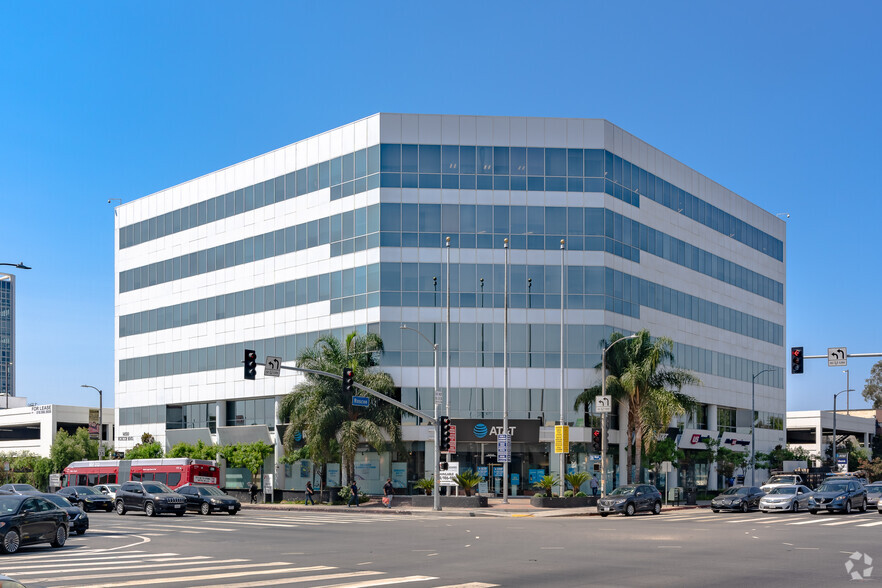 14500 Roscoe Blvd, Panorama City, CA for rent - Building Photo - Image 1 of 5