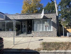 209-211 Albion St, Wakefield, MA for rent Building Photo- Image 1 of 12