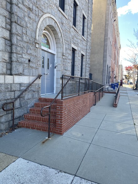 1427 N Caroline St, Baltimore, MD for sale - Building Photo - Image 3 of 3