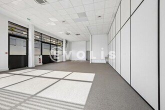 80-84 Rue Des Meuniers, Bagneux to rent Interior Photo- Image 1 of 15