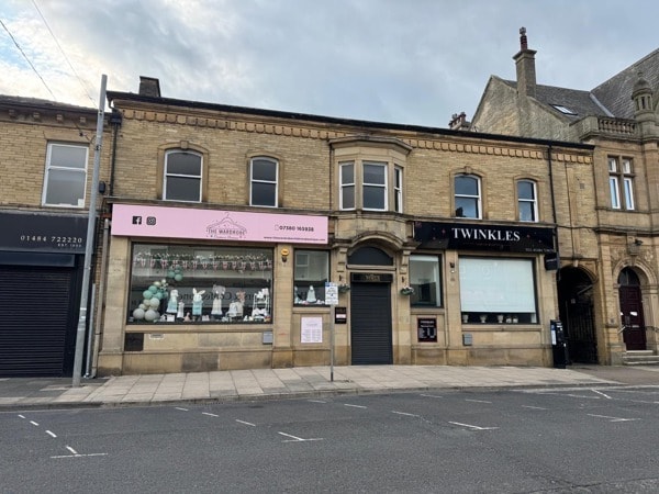 16-18 Bradford Rd, Brighouse to rent - Building Photo - Image 1 of 2