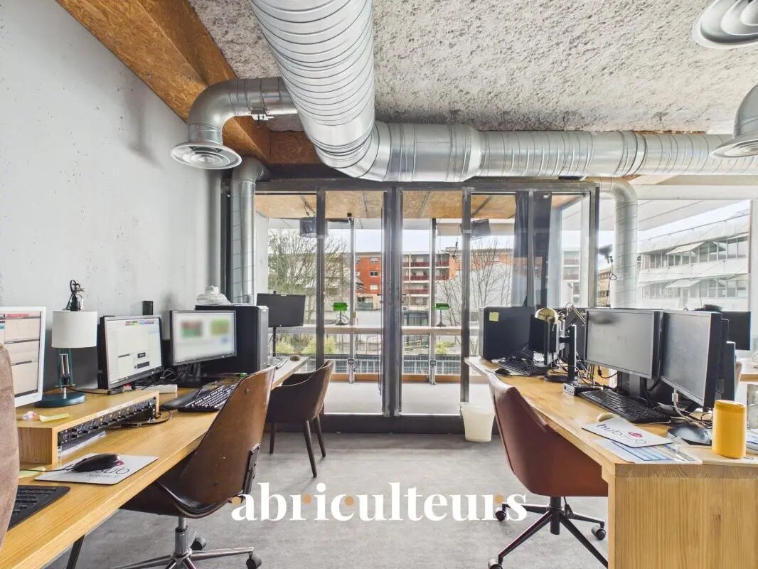 149 Bis Cours De La Marne, Bordeaux to rent Building Photo- Image 1 of 13