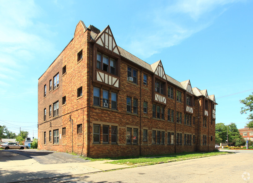 2004 Noble Rd, East Cleveland, OH for sale - Building Photo - Image 1 of 1