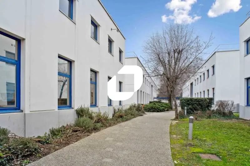 Location Bureaux 101 m² à 1 568 m² - Photo 1