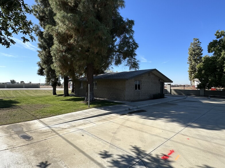 115 S Beech Ave, Shafter, CA for rent - Building Photo - Image 1 of 6