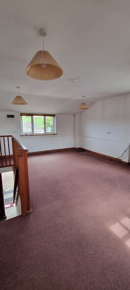 Dishforth Rd, Ripon to rent - Interior Photo - Image 2 of 6