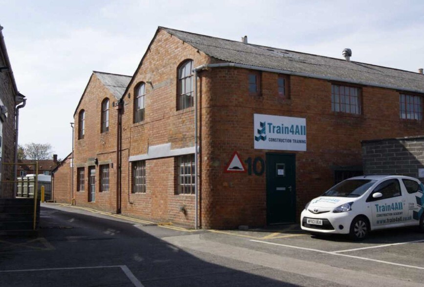 Leigh Rd, Street for sale - Primary Photo - Image 1 of 1