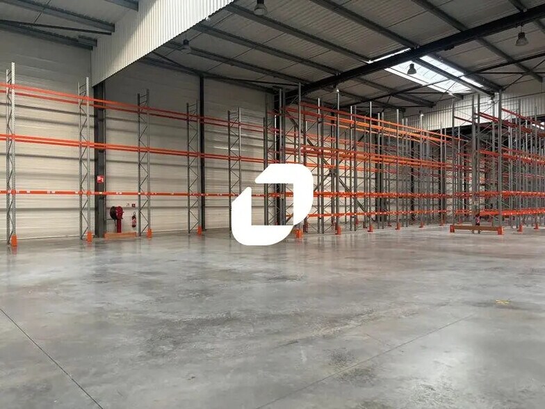 Office in Blanquefort to rent - Interior Photo - Image 2 of 19