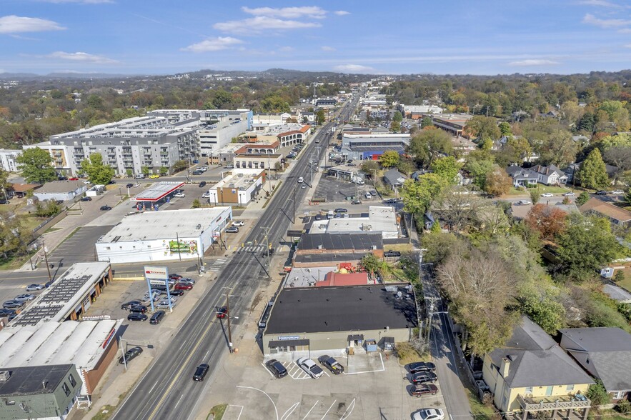 403-407 Gallatin Ave, Nashville, TN for sale - Building Photo - Image 3 of 14