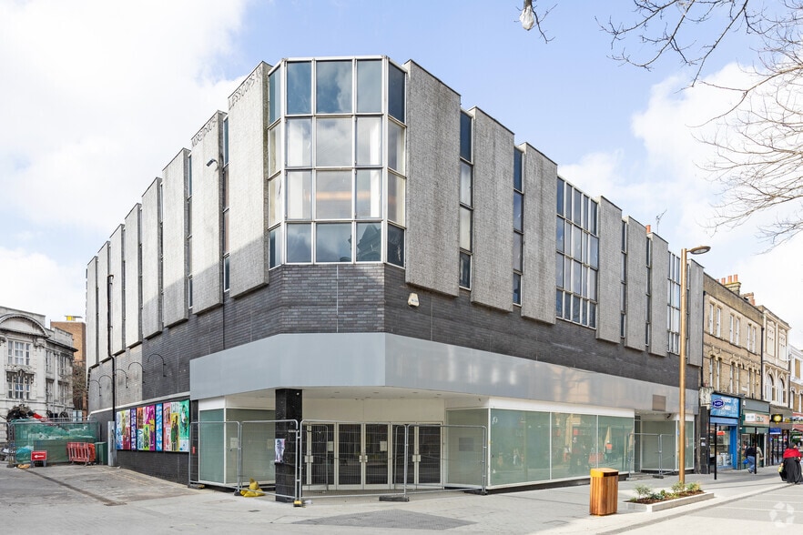 71-77 Powis St, London to rent - Building Photo - Image 2 of 12