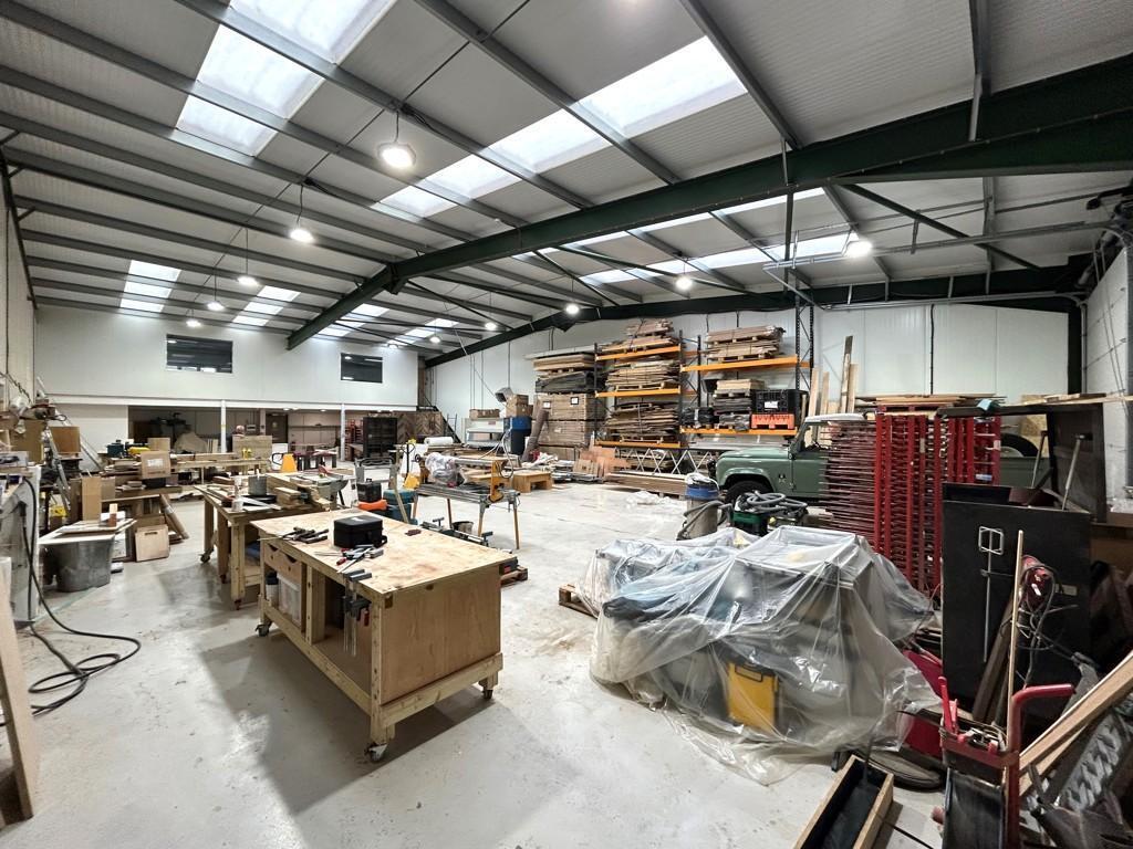 Main Rd, Great Leighs to rent Building Photo- Image 1 of 3