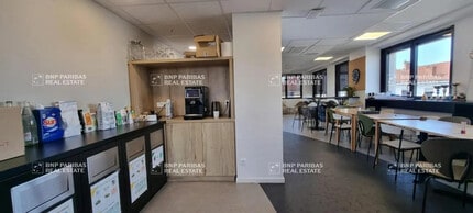 Office in Lyon to rent Interior Photo- Image 2 of 10