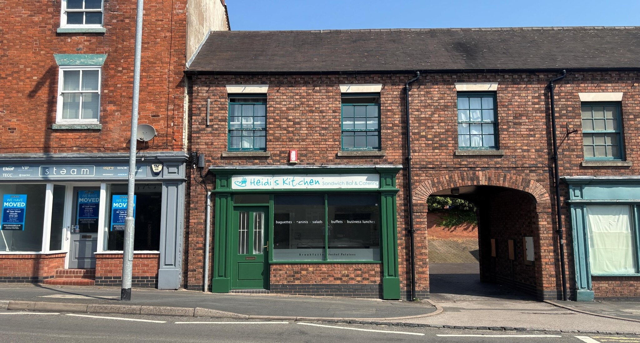 9-11 Bradley St, Uttoxeter to rent Building Photo- Image 1 of 2