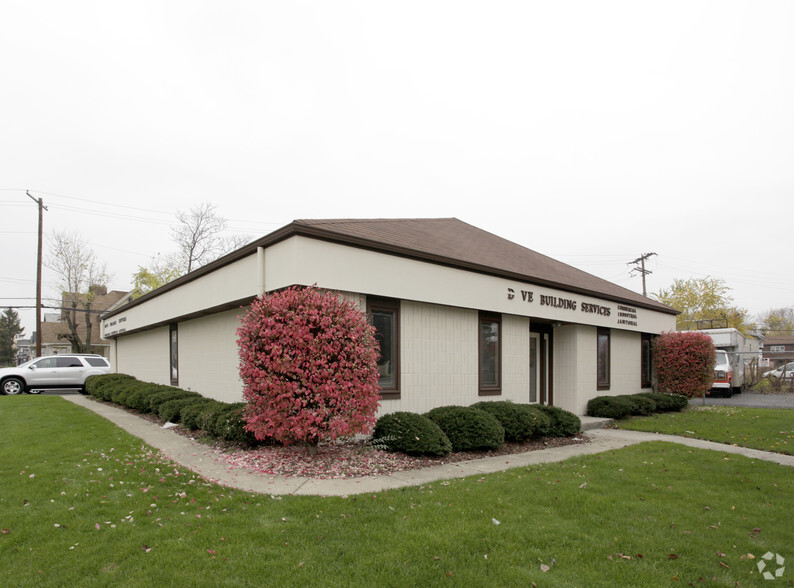 1691 Cleveland Ave, Columbus, OH for sale - Building Photo - Image 1 of 1