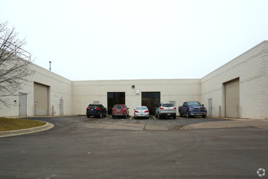 300 W Morgan Rd, Ann Arbor, MI for rent - Building Photo - Image 2 of 4