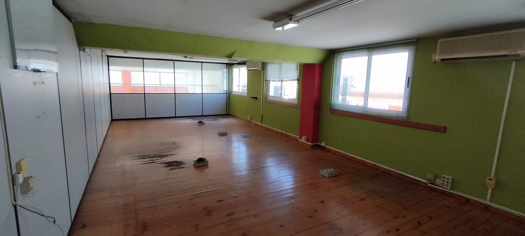Torrelavega, CNT 39300 - Unit - -  - Interior Photo - Image 2 of 7