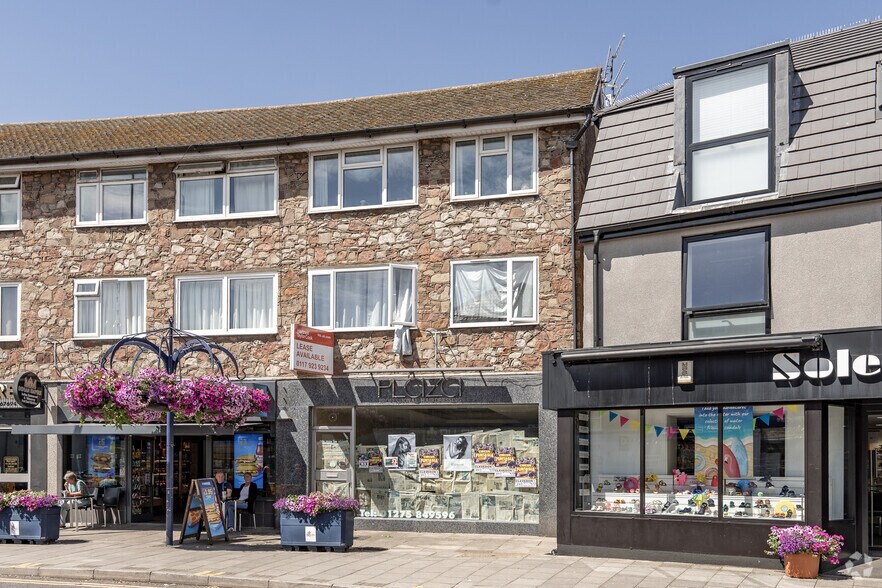 64 High St, Portishead to rent - Building Photo - Image 2 of 3