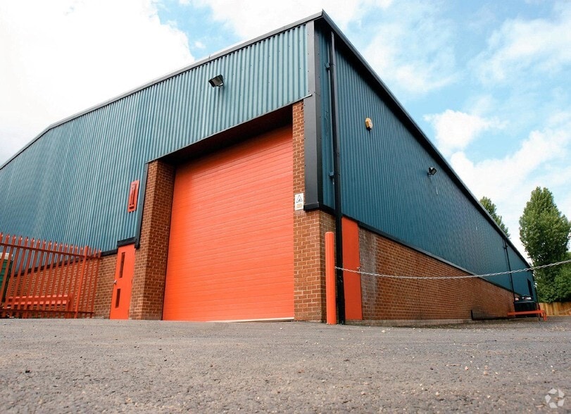 Manor Rd, Mancetter to rent - Building Photo - Image 2 of 4