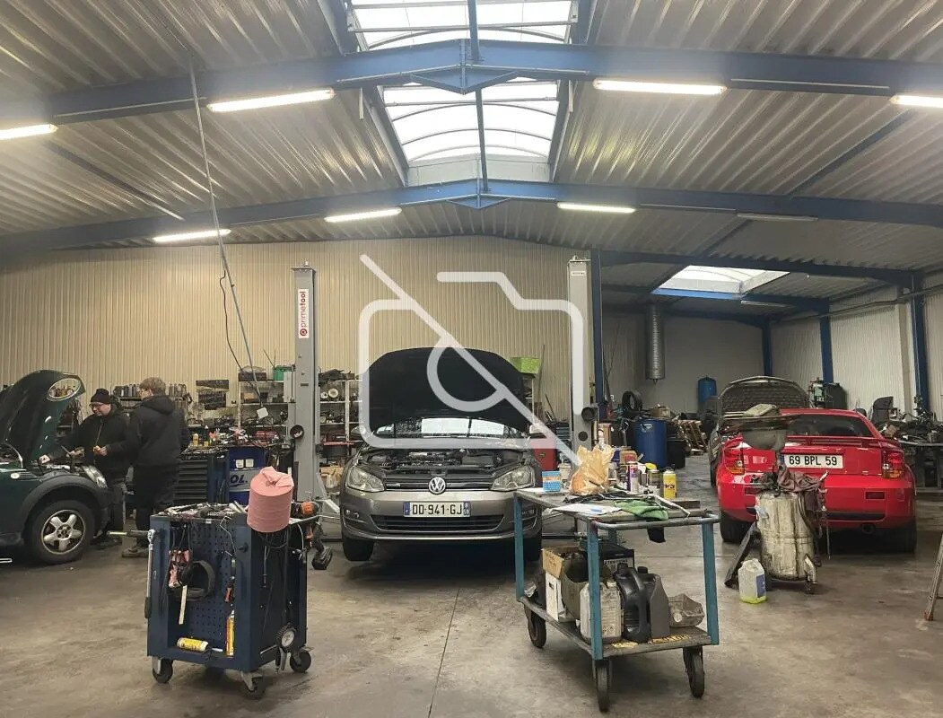 Office in Loos for sale Interior Photo- Image 1 of 12