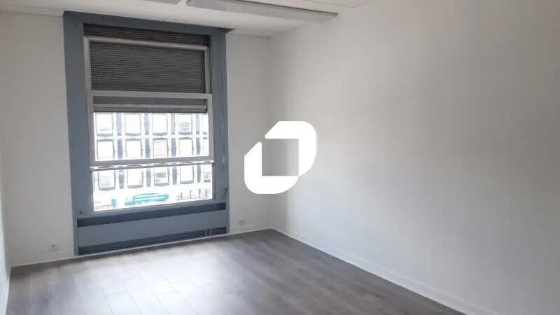 Office in Sarcelles for sale Building Photo- Image 1 of 8