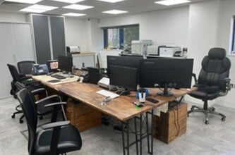 Colne Way, Watford to rent Interior Photo- Image 2 of 3