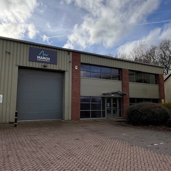 Newborough Rd, Burton On Trent to rent - Building Photo - Image 1 of 7